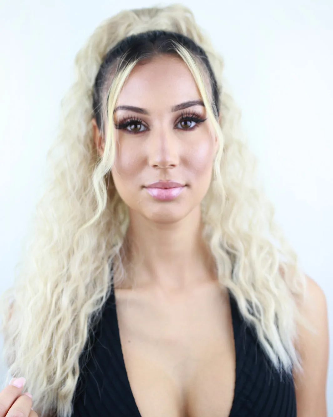 Amerie: 22-Inch Heat Resistant Blonde Synthetic Fibre Ponytail