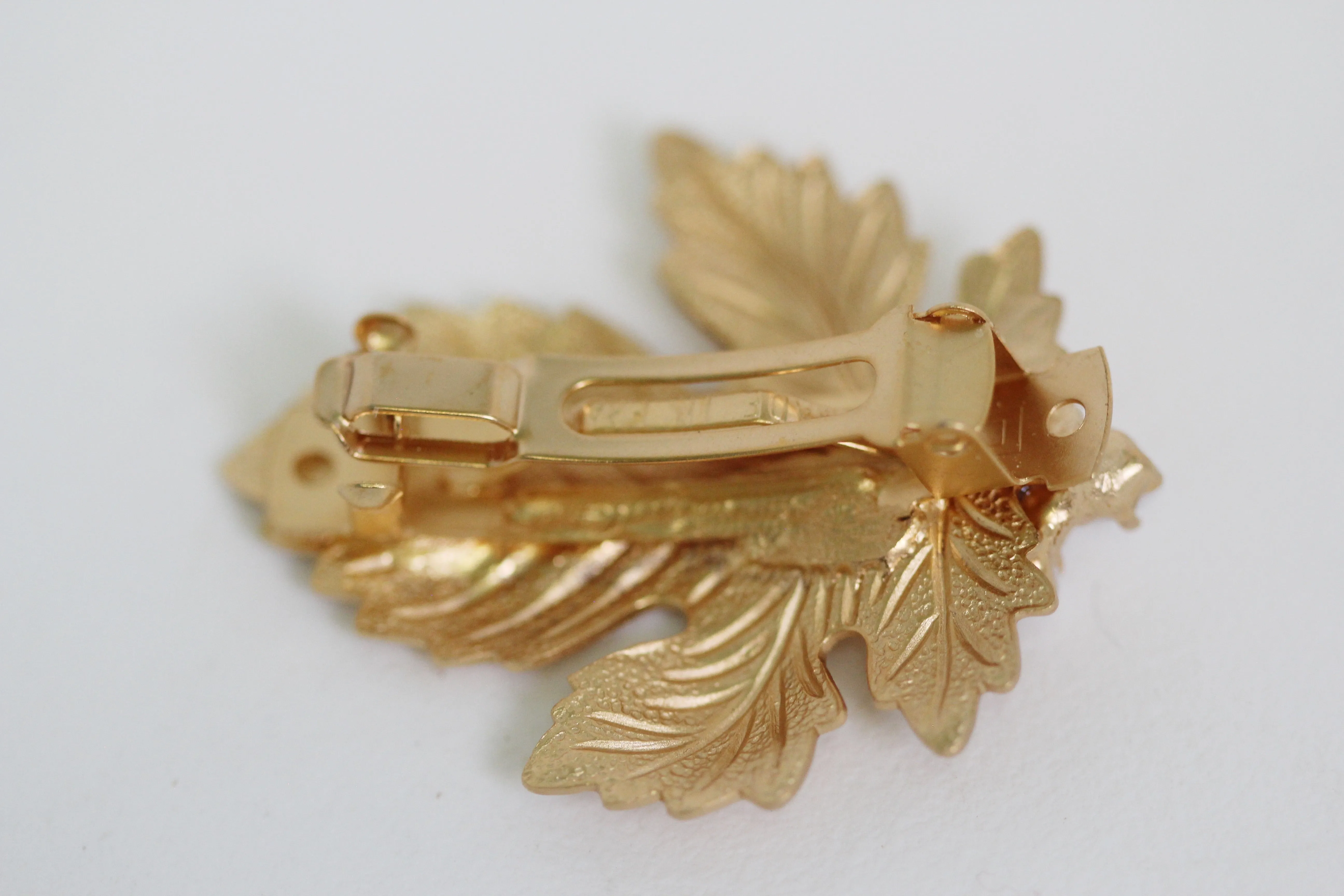 Preorder* Fig Leaf Pearls Barrette