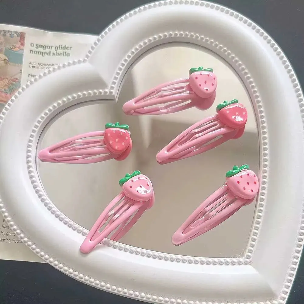 Sweet Strawberry Clippies